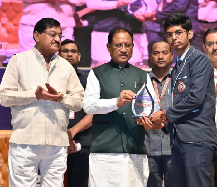 WhatsApp Image 2025-10-14 at 4.43.27 PM (1)