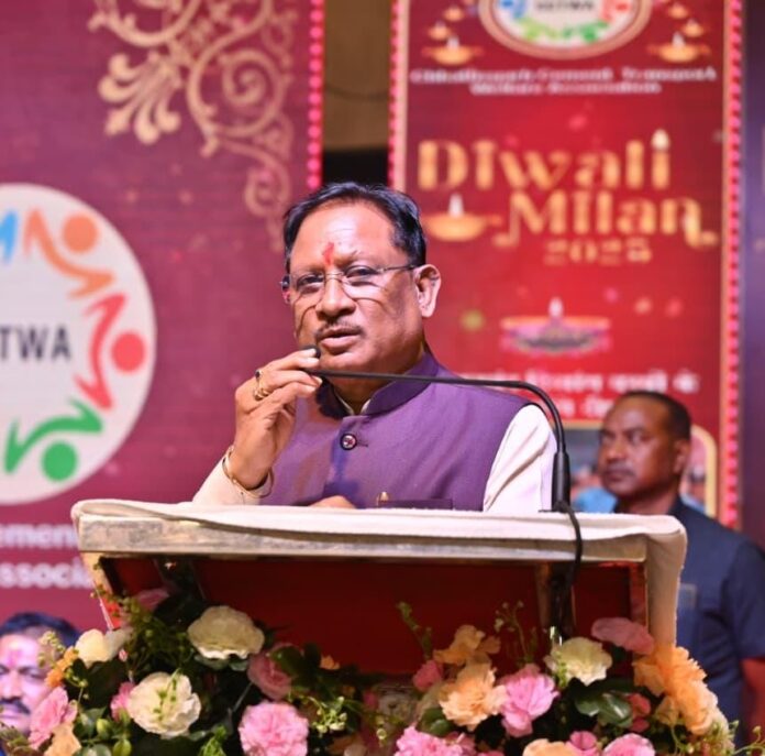 WhatsApp Image 2025-10-27 at 11.51.14 AM (2)